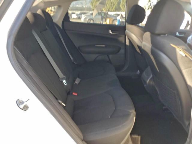Kia Optima Lx Image 9