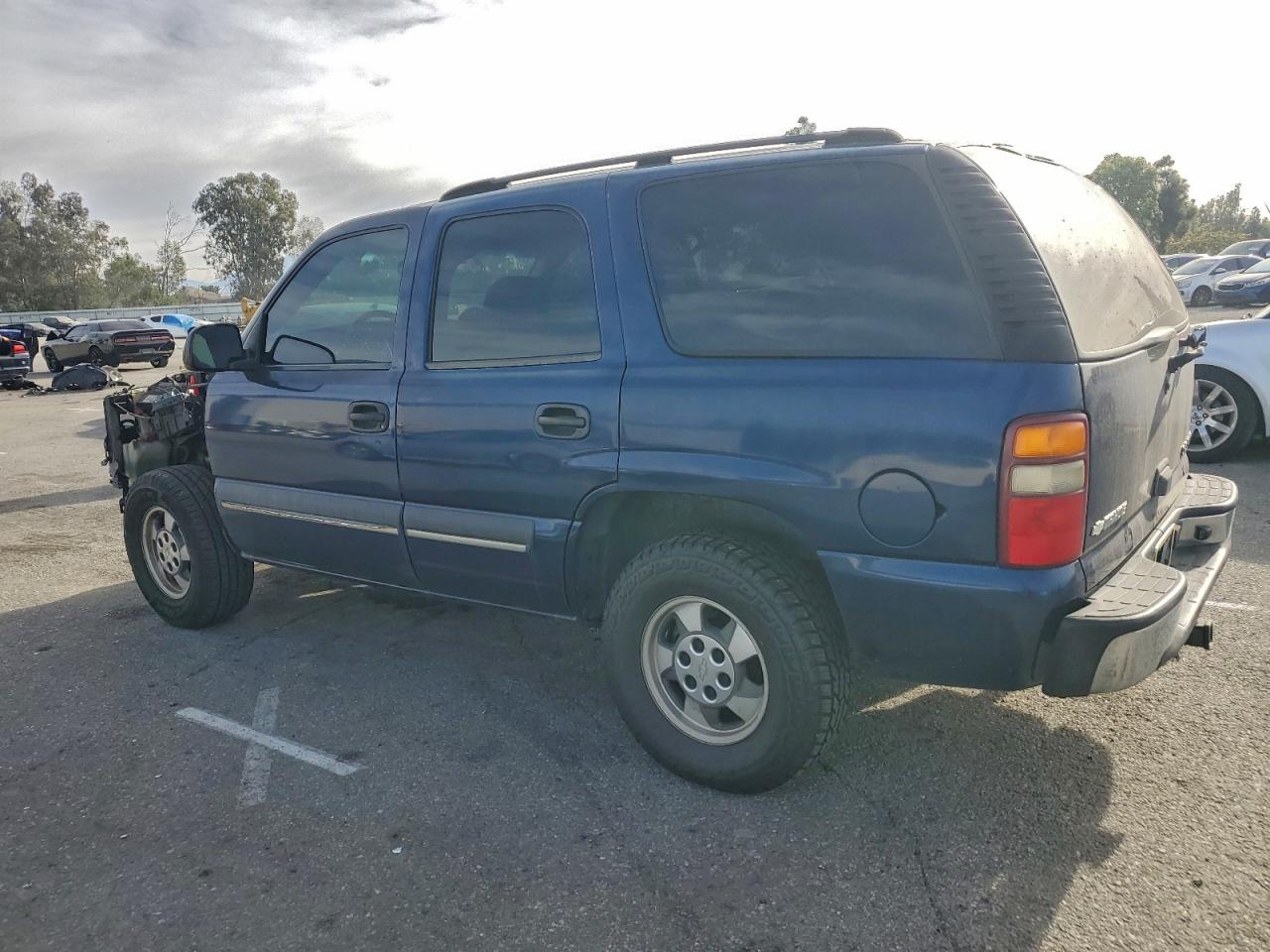 Chevrolet Tahoe C1500 Image 2