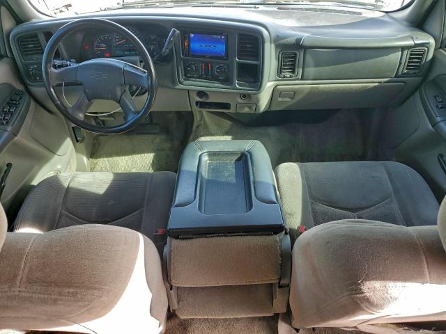 Chevrolet Tahoe C1500 Image 6