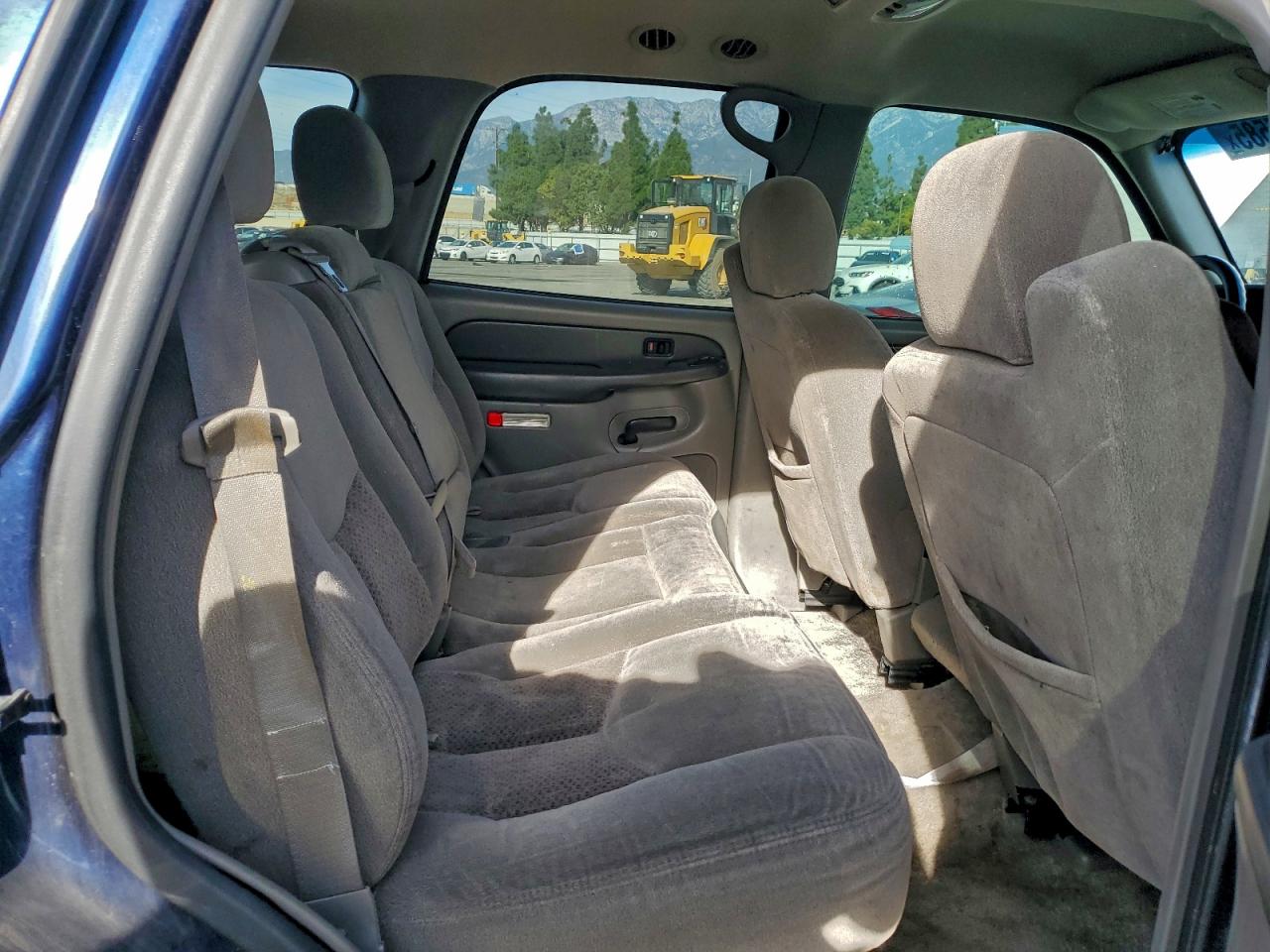 Chevrolet Tahoe C1500 Image 12