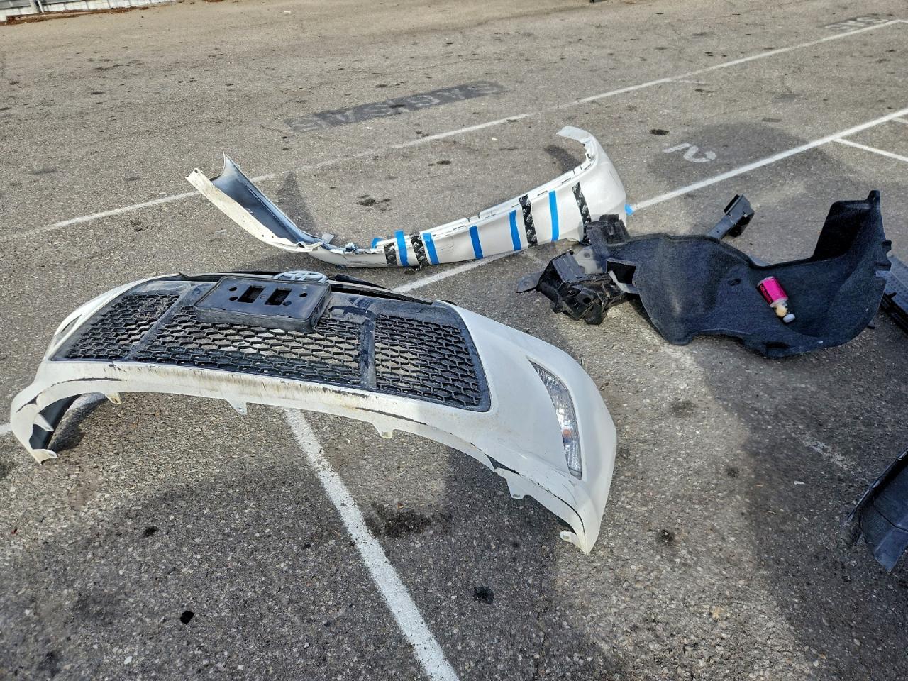 Toyota Camry Le Image 3