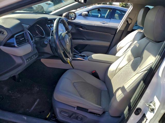 Toyota Camry Xse Image 11