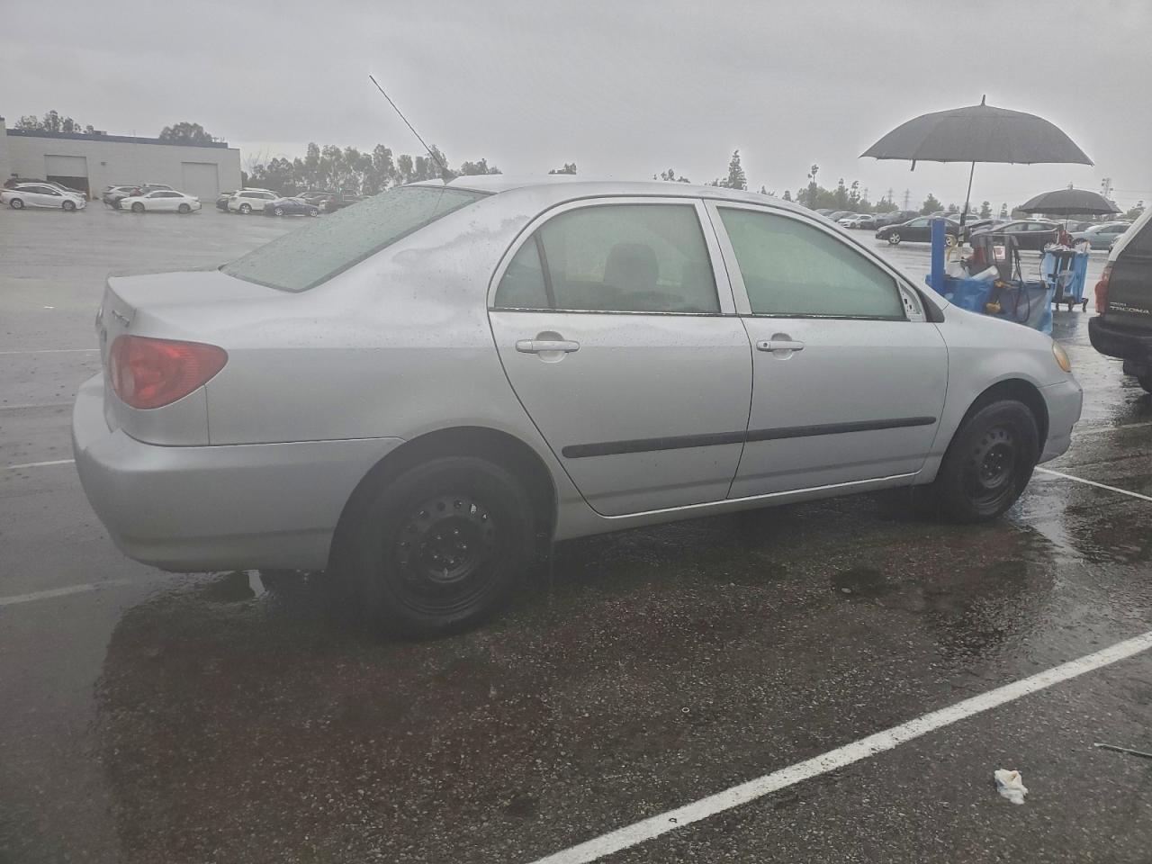 Toyota Corolla Ce Image 3