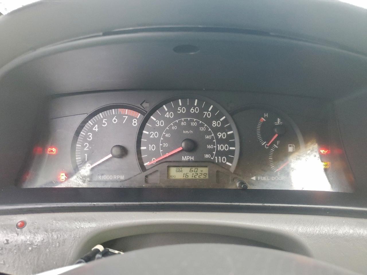 Toyota Corolla Ce Image 8