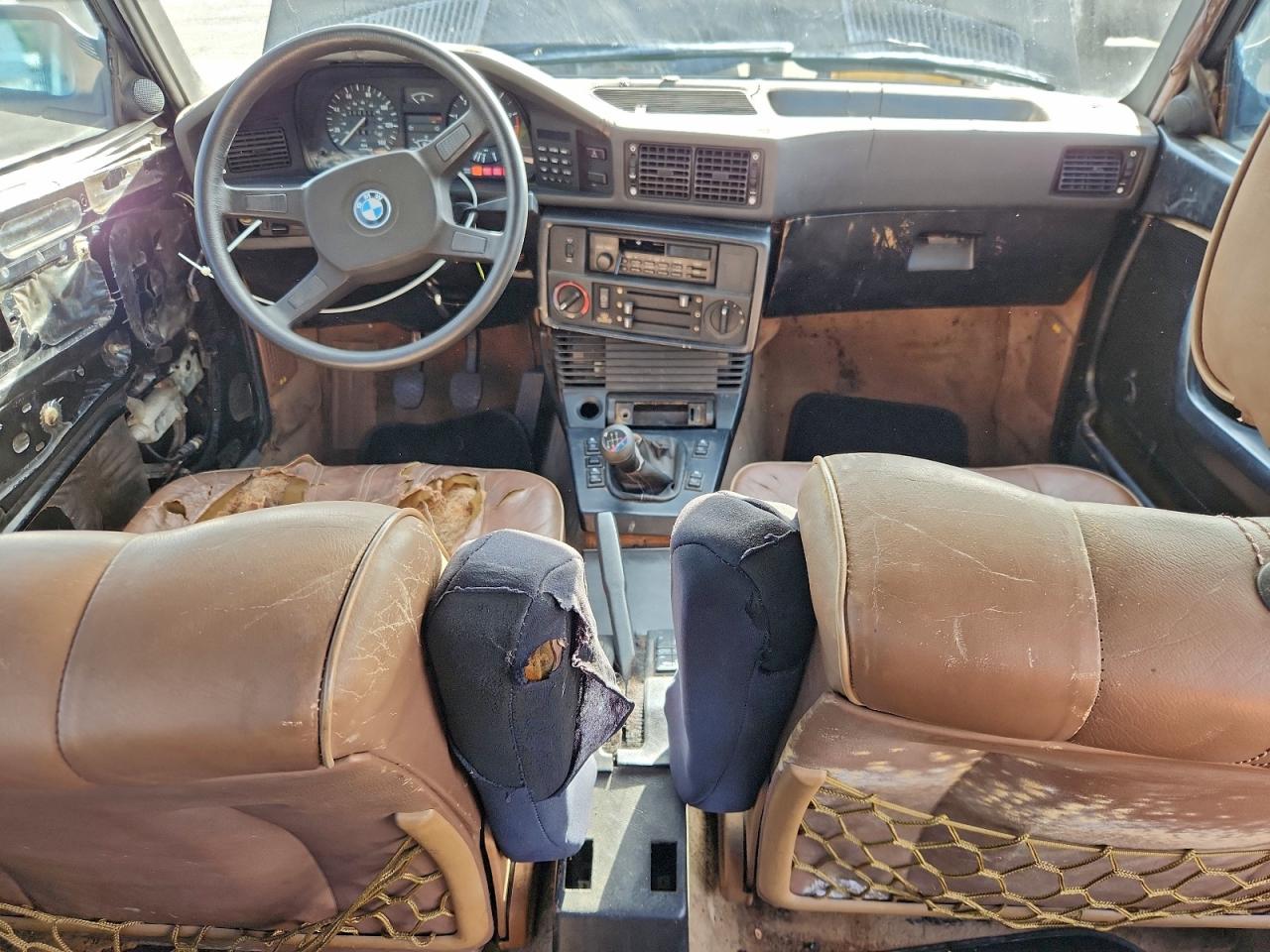 BMW 5 Series E Image 11