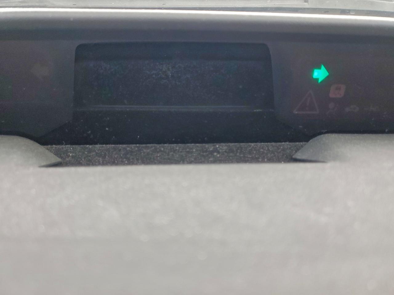 Toyota Prius Image 8