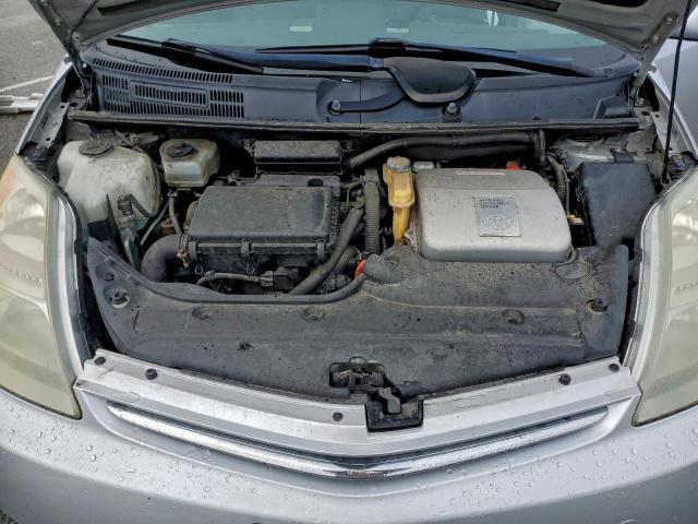 Toyota Prius Image 10