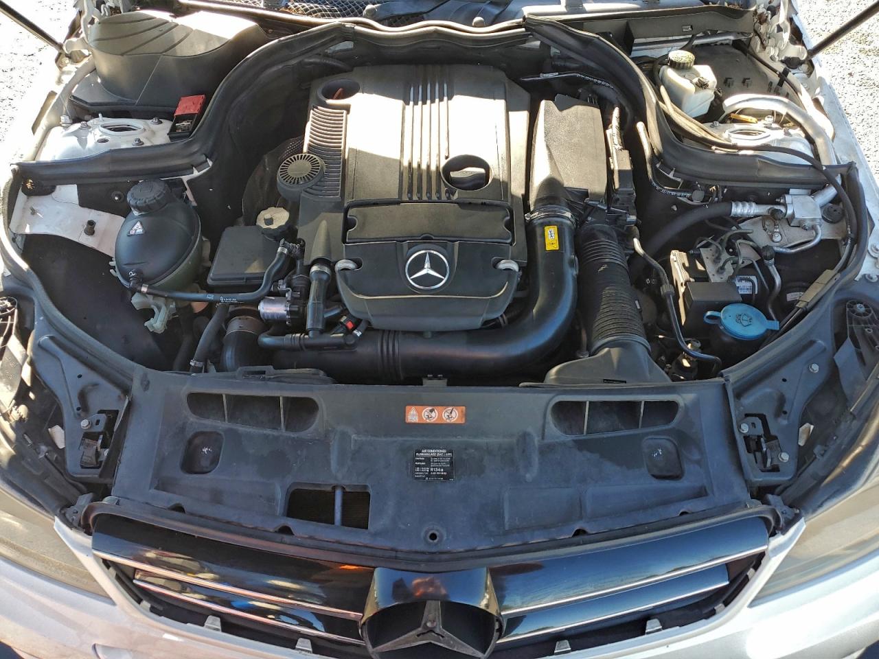 Mercedes-Benz C-Class 250 Image 11