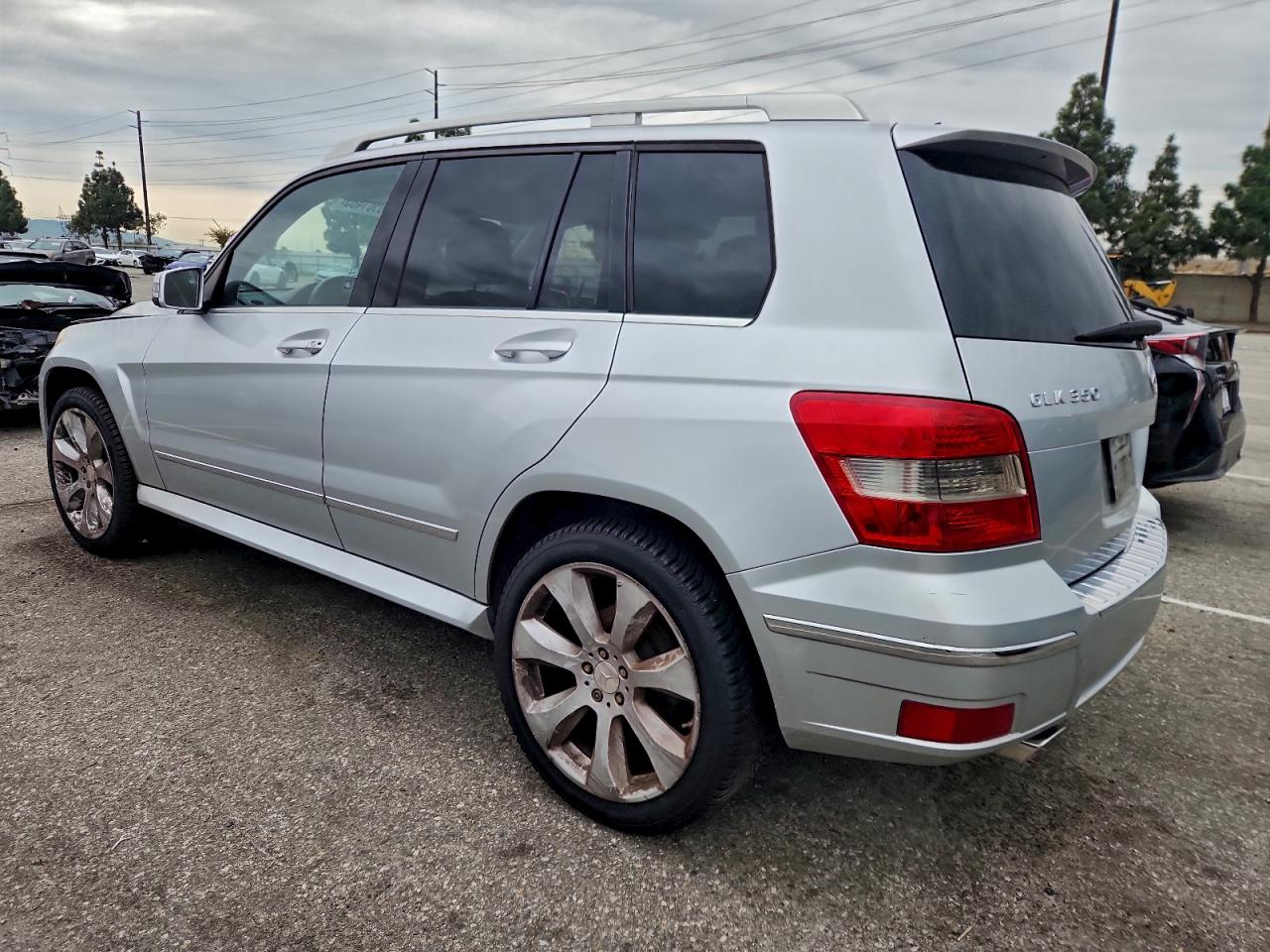 Mercedes-Benz GLK 350 Image 11