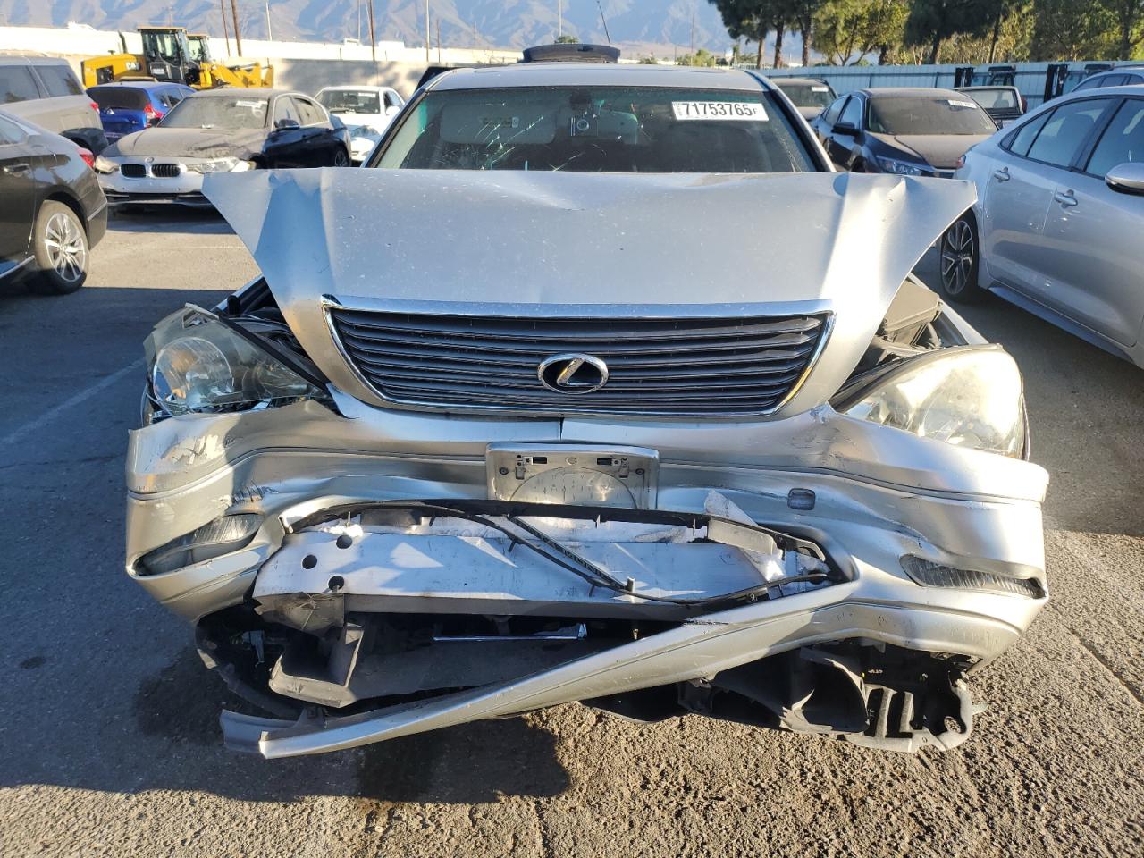 Lexus LS 430 Image 3