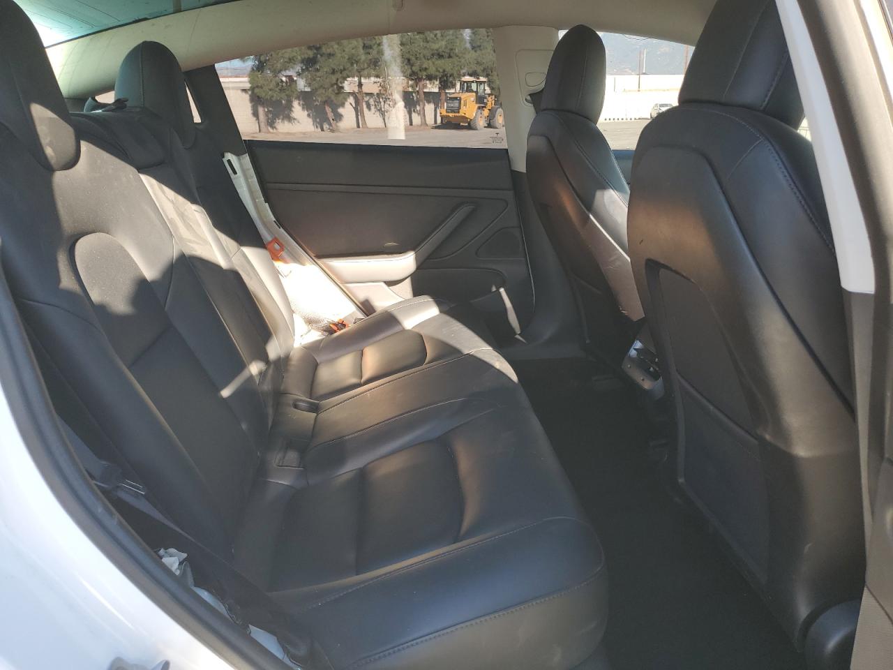 Tesla Model 3 Image 10