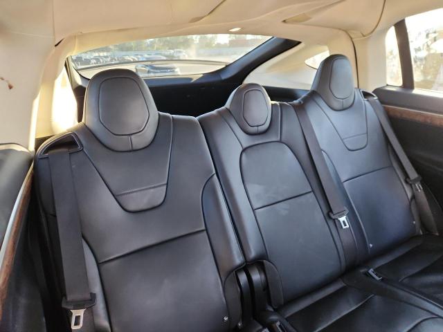 Tesla Model X Image 6
