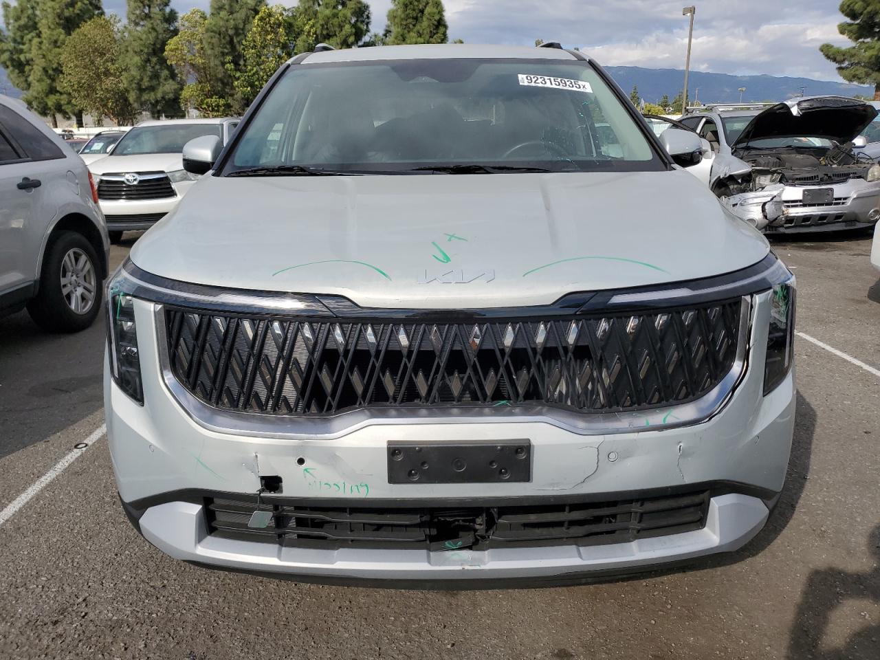 Kia Carnival Ex Image 12