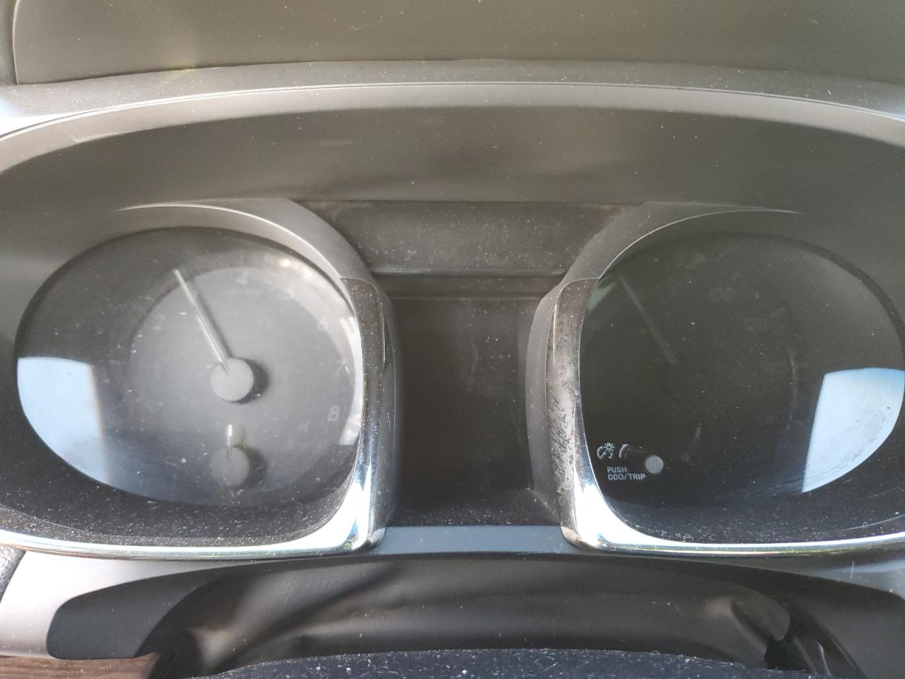 Toyota Avalon Base Image 2