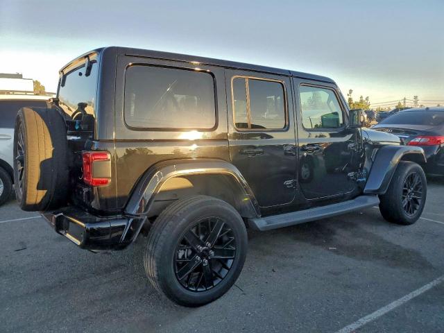 Jeep Wrangler Sahara 4xe Image 6