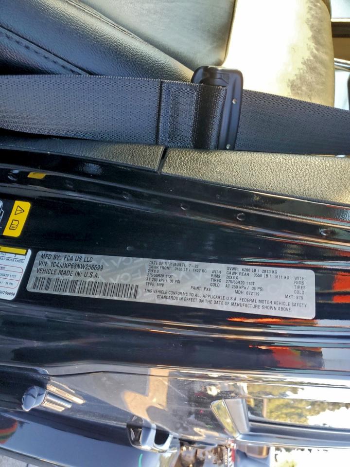 Jeep Wrangler Sahara 4xe Image 7