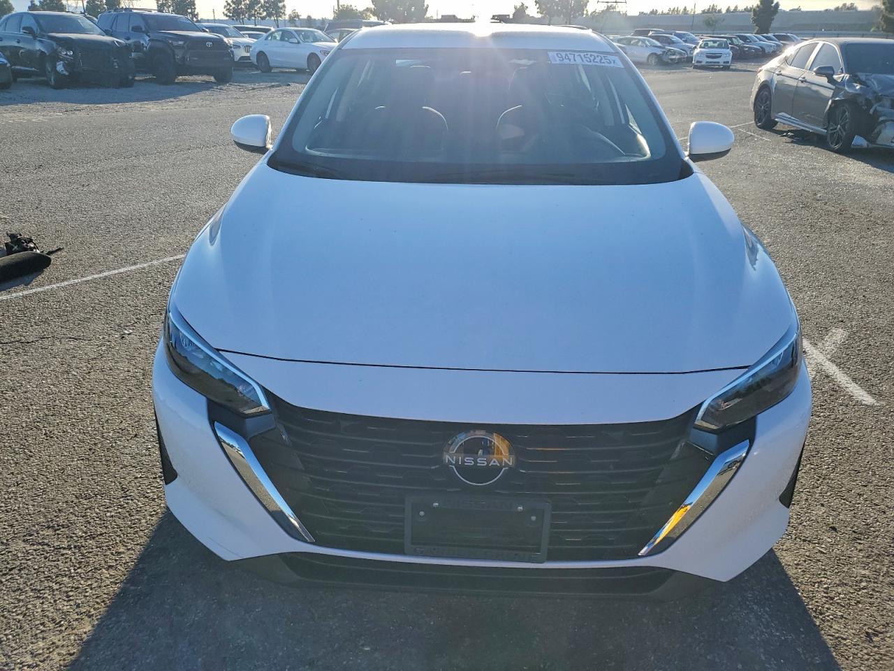 Nissan Sentra Sv Image 3