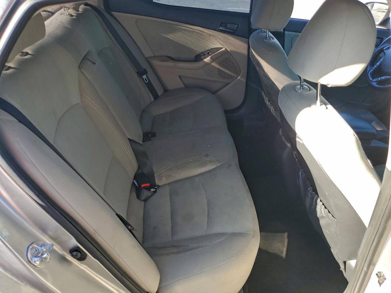 Kia Optima Lx Image 4