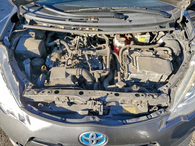 Toyota Prius Image 12