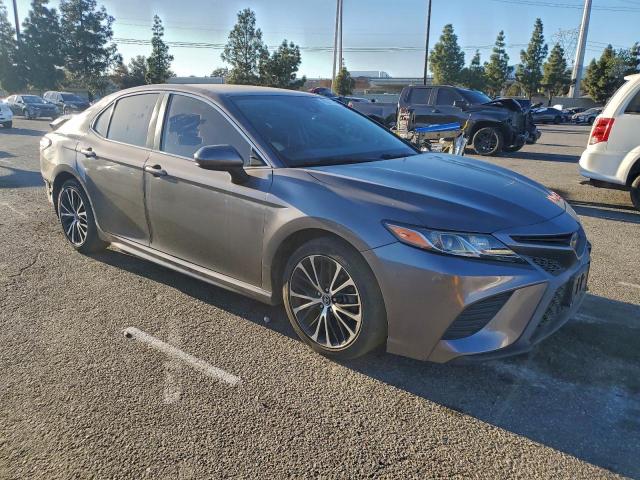 Toyota Camry L Image 12