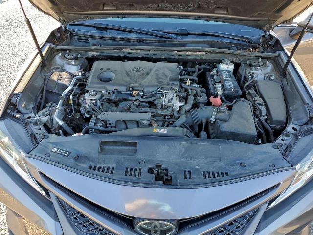 Toyota Camry L Image 6