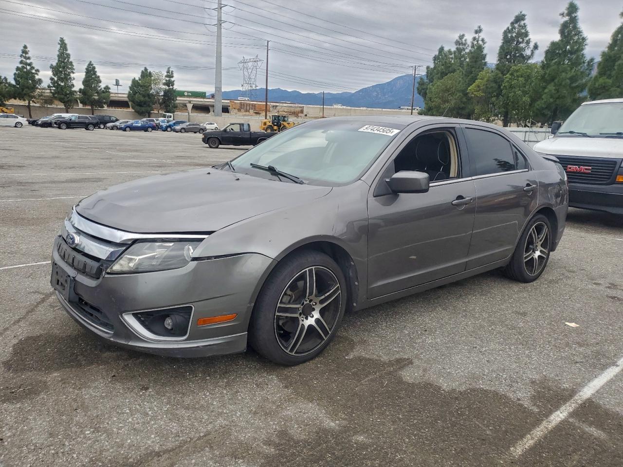 Ford Fusion Se Image 1