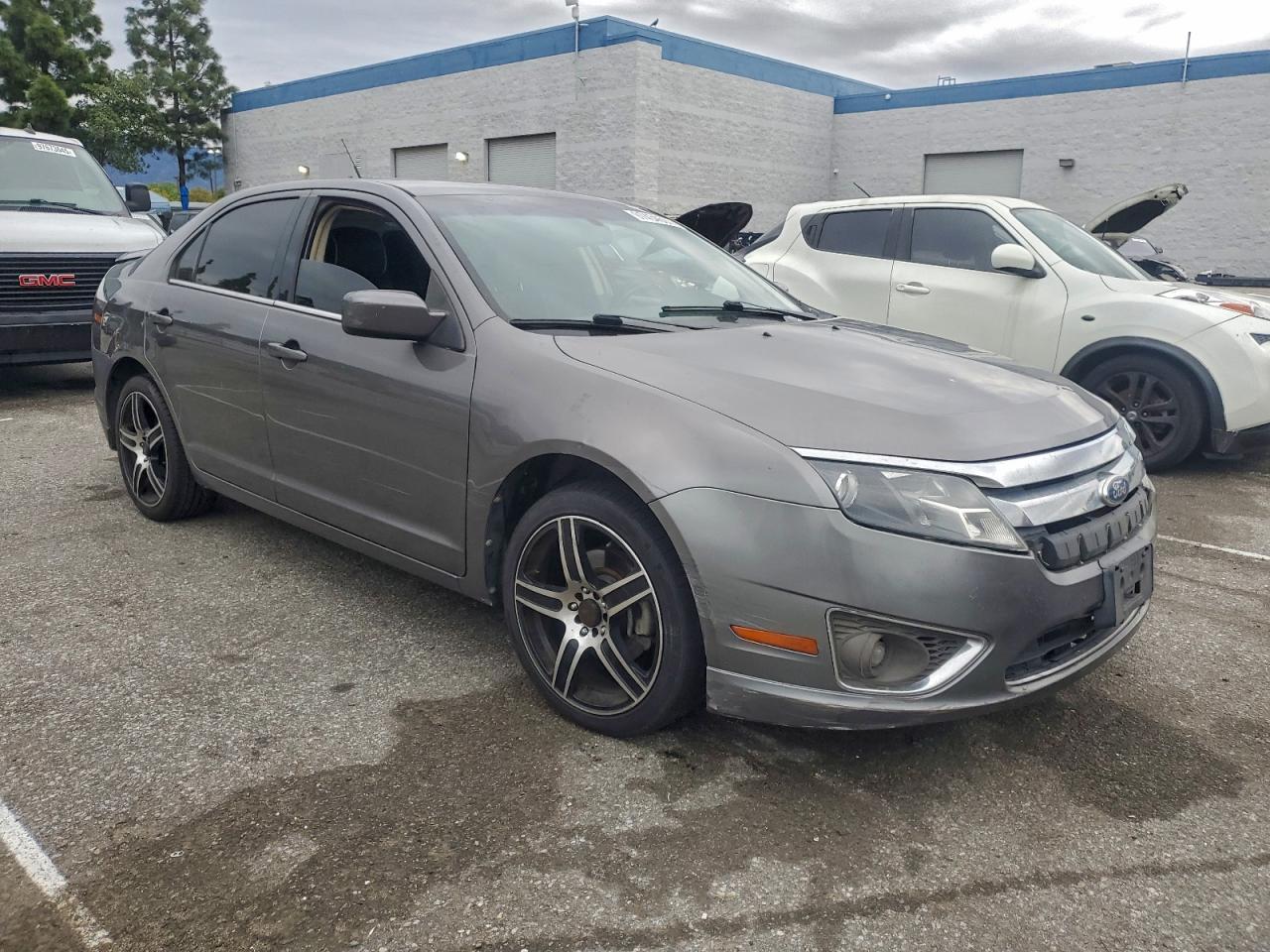 Ford Fusion Se Image 9