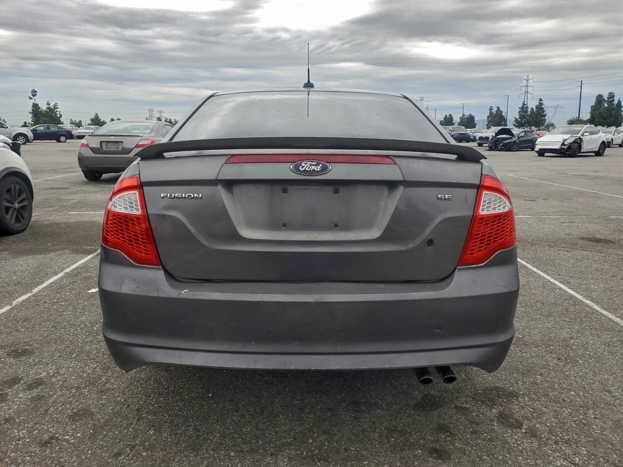 Ford Fusion Se Image 7