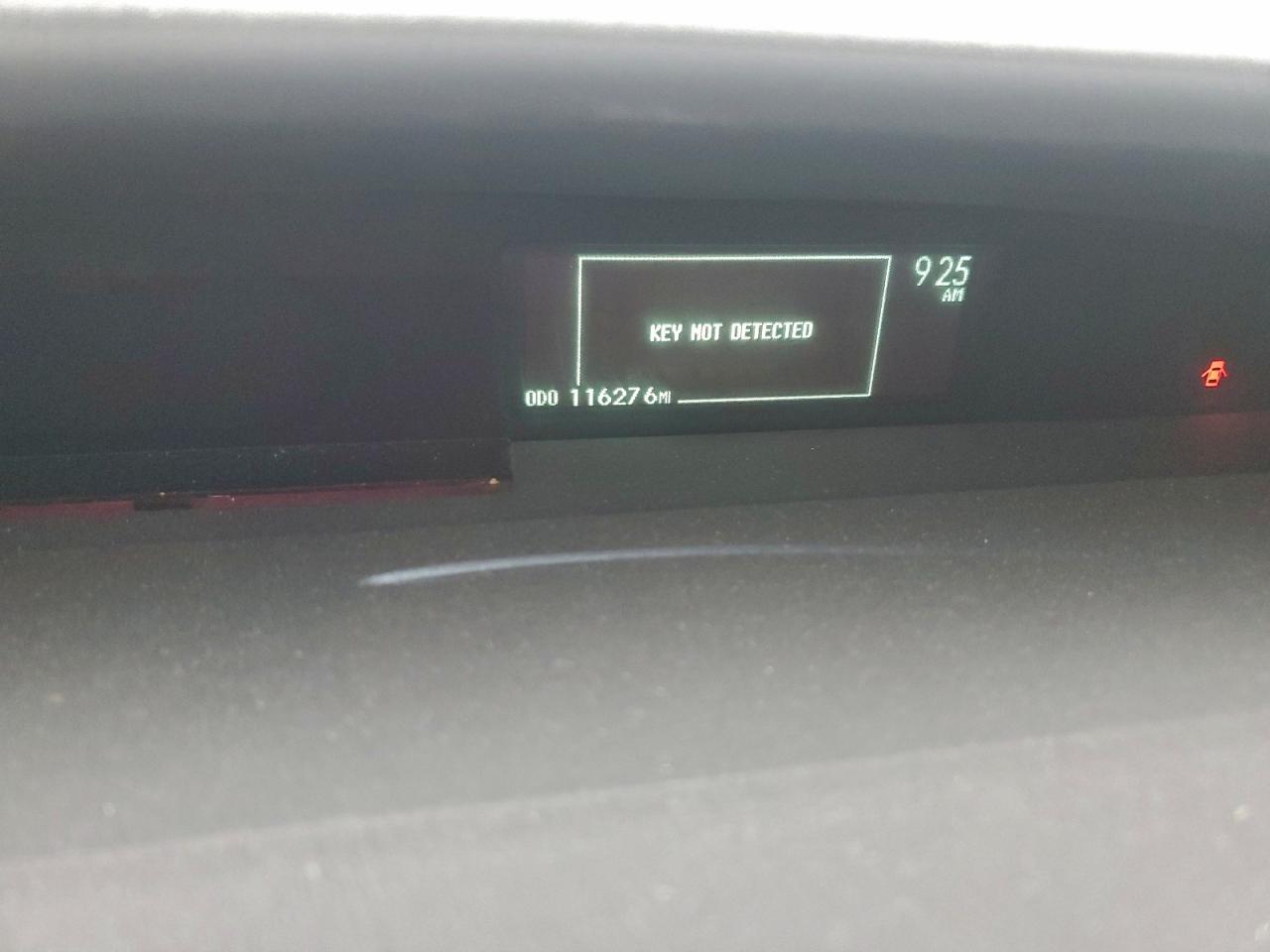 Toyota Prius Image 12