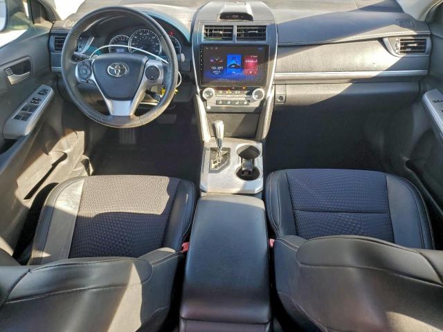 Toyota Camry Base Image 11