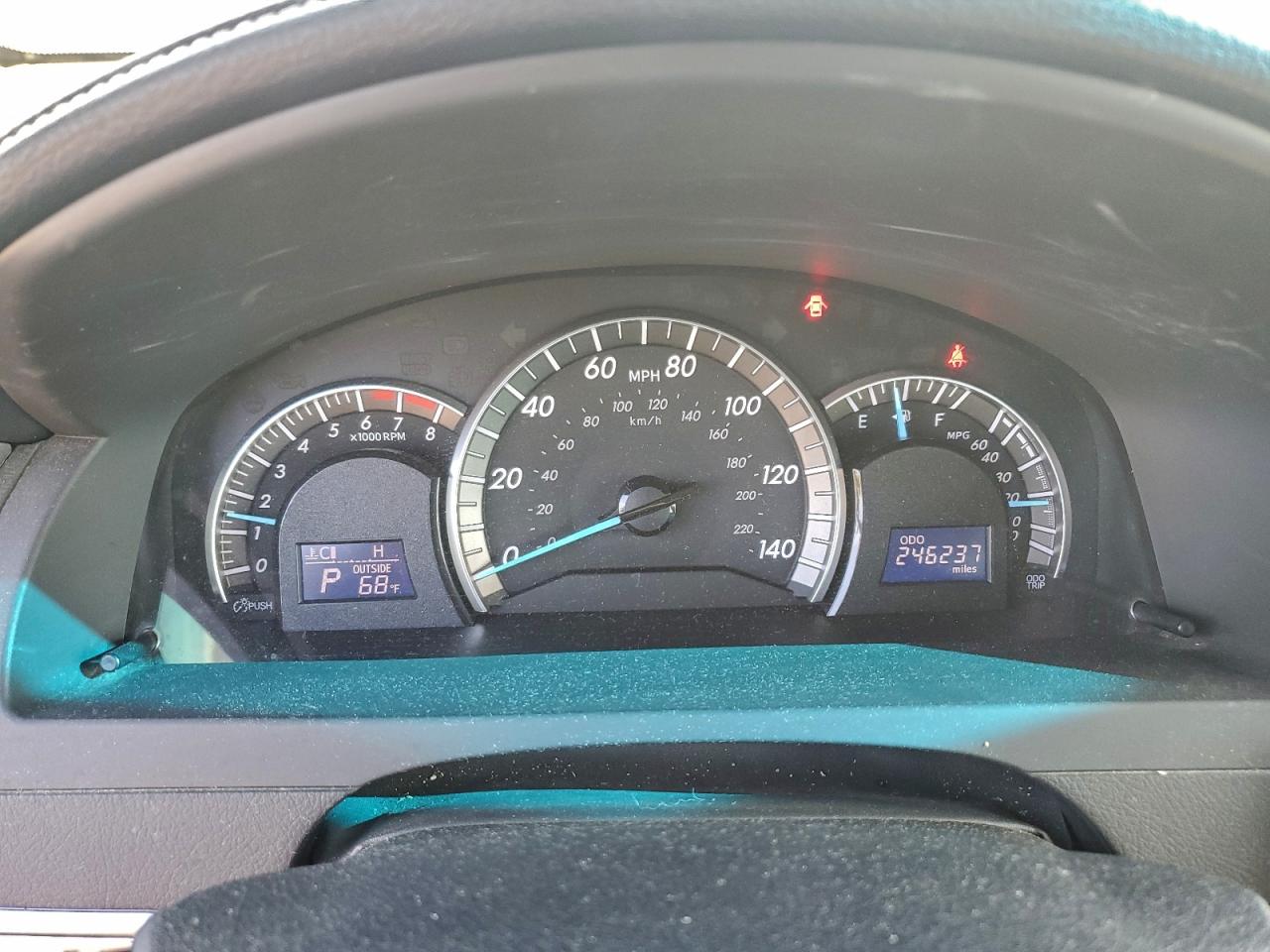 Toyota Camry Base Image 5