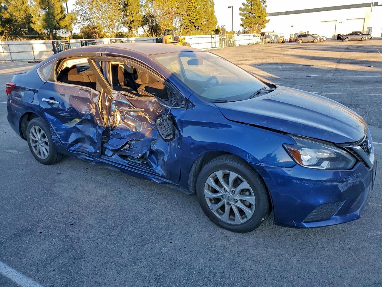 Nissan Sentra S Image 4