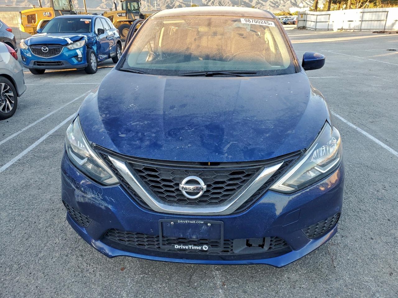 Nissan Sentra S Image 2