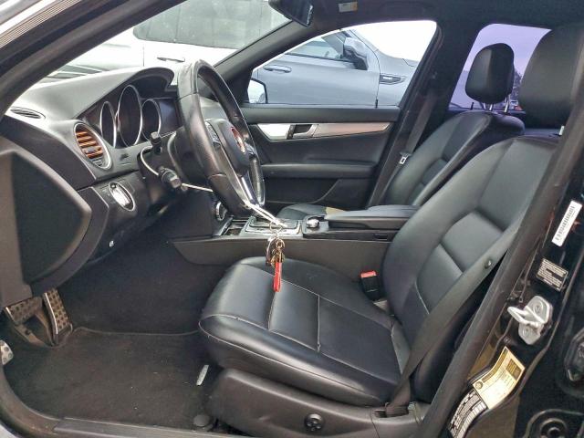 Mercedes-Benz C-Class 250 Image 13