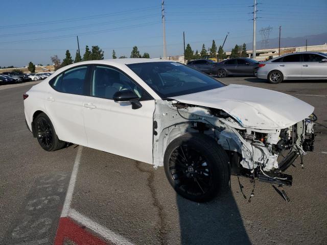 Toyota Camry Xse Image 8