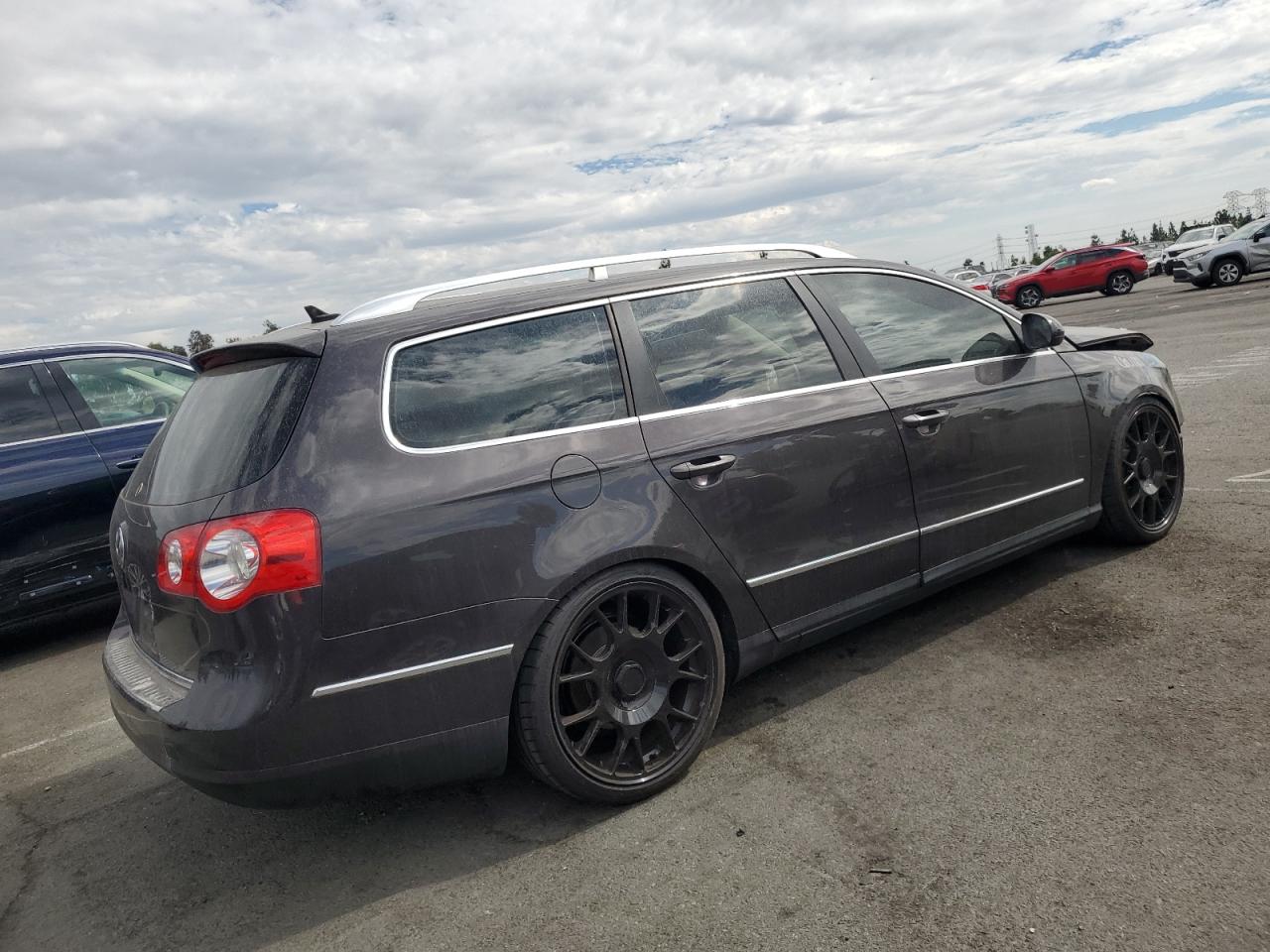 Volkswagen Passat Komfort Image 2