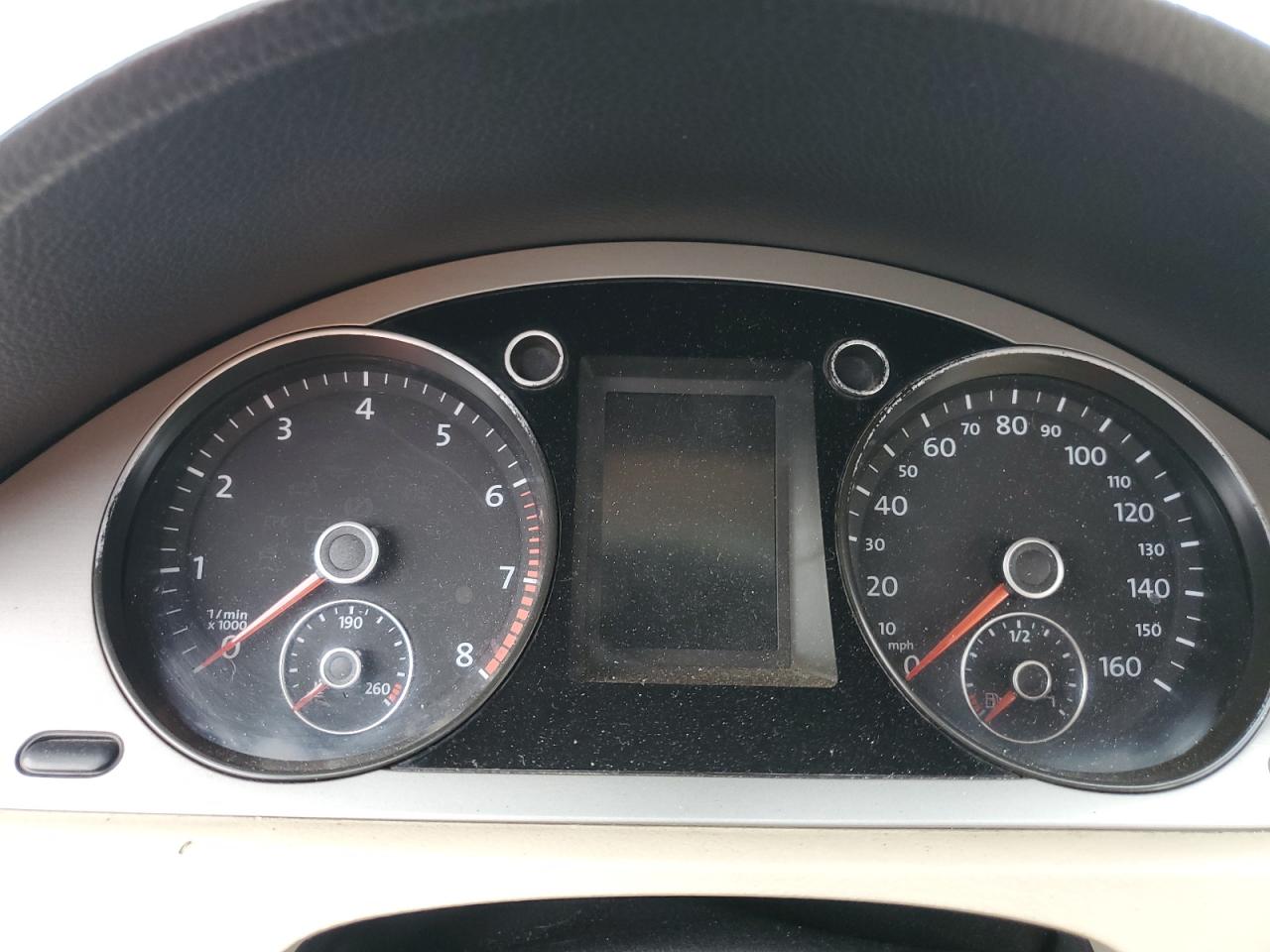 Volkswagen Passat Komfort Image 12