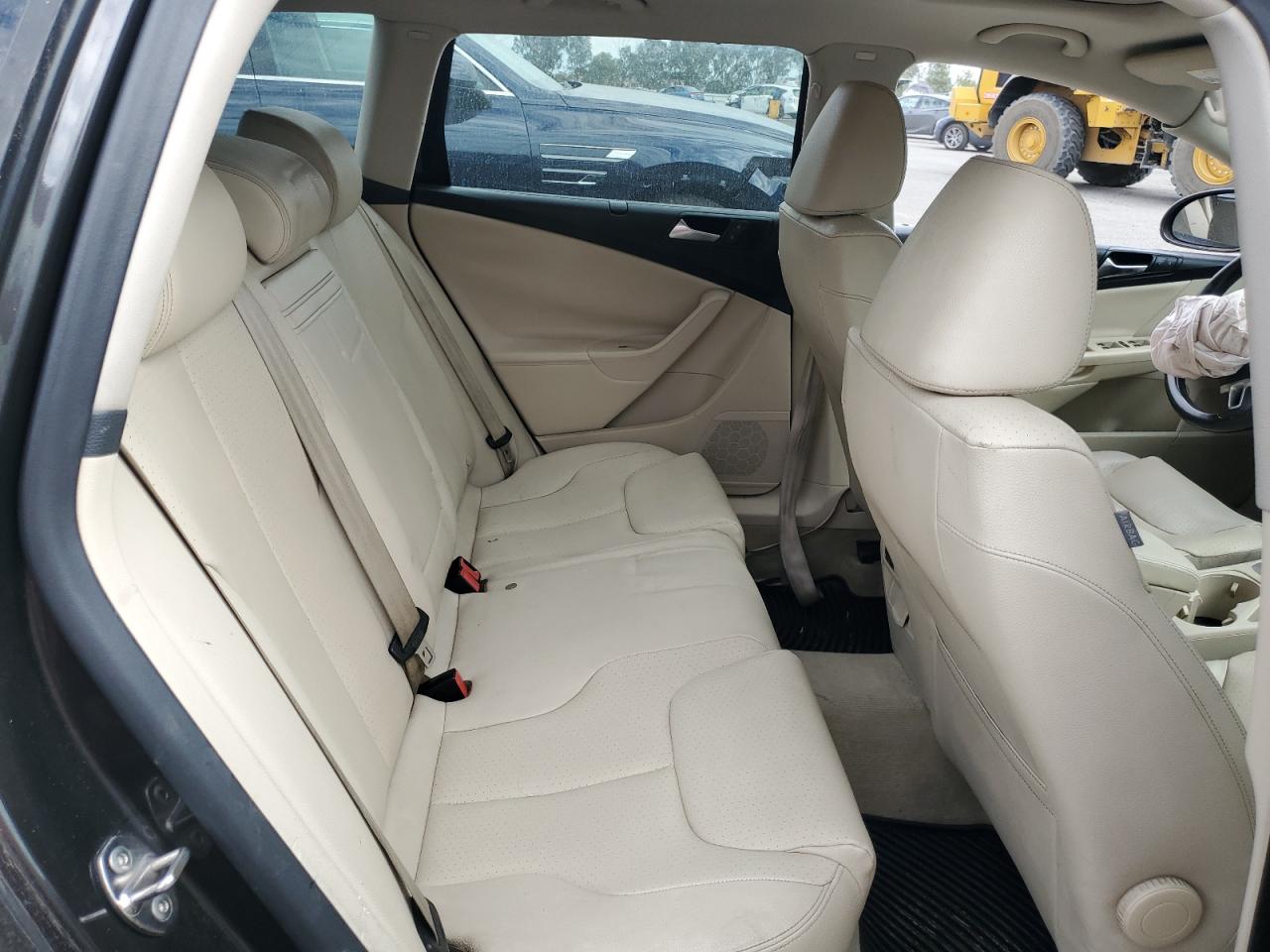 Volkswagen Passat Komfort Image 7