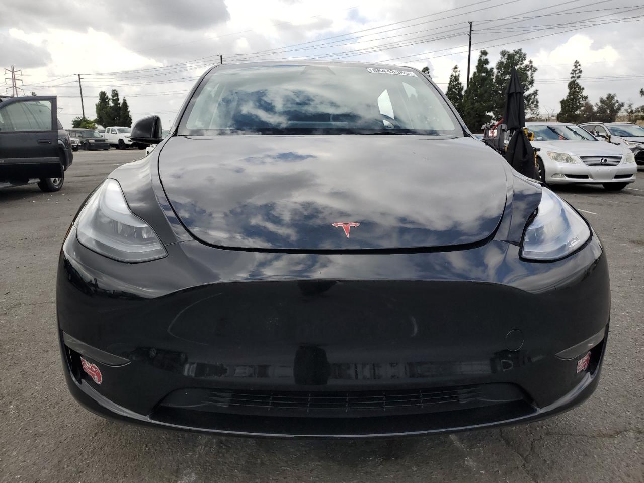 Tesla Model Y Image 8