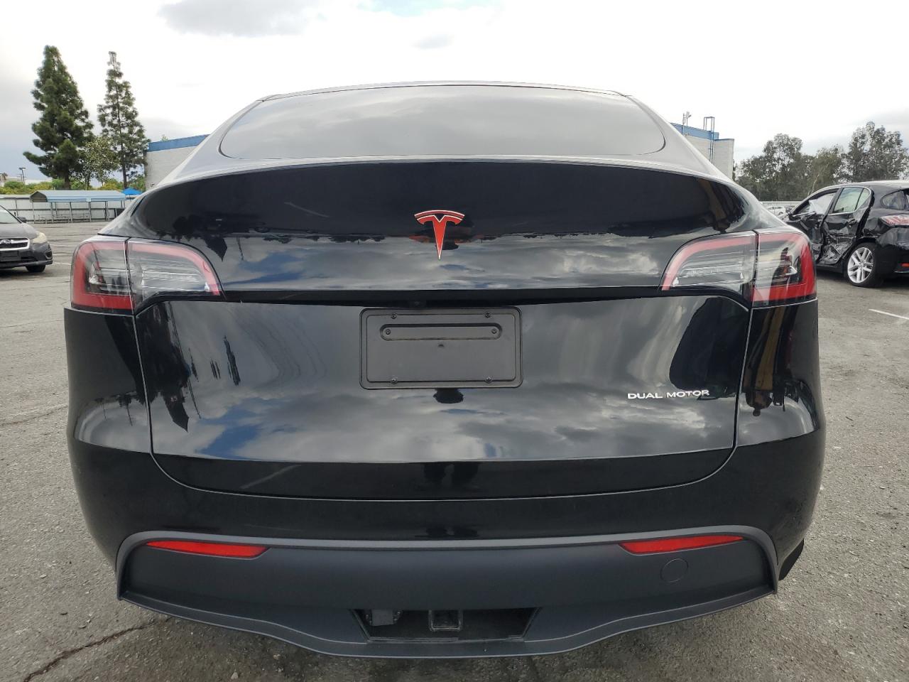 Tesla Model Y Image 2