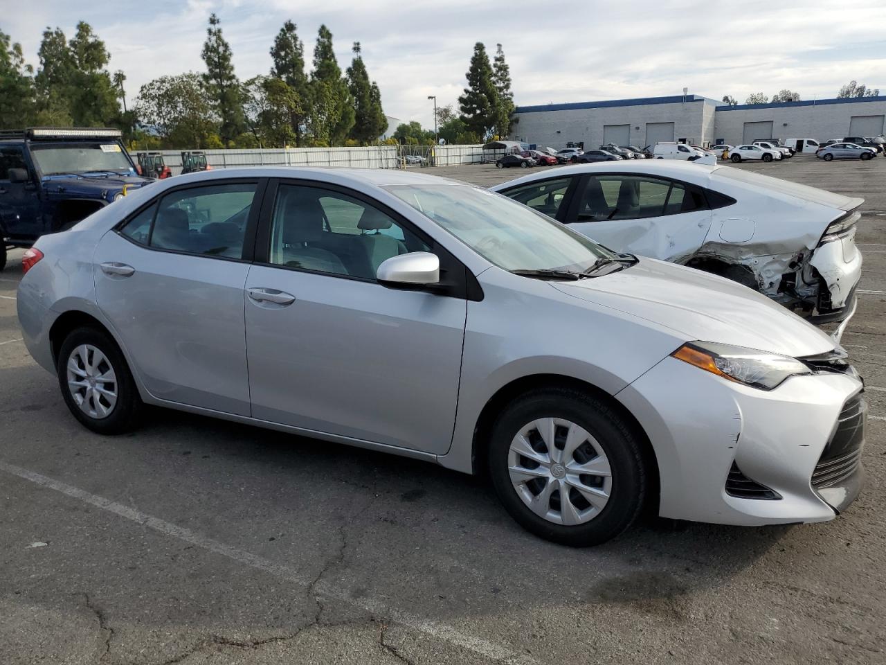 Toyota Corolla L Image 3