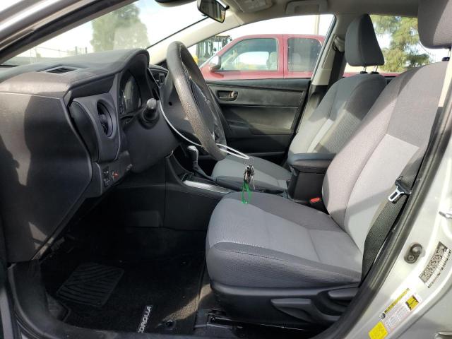 Toyota Corolla L Image 9