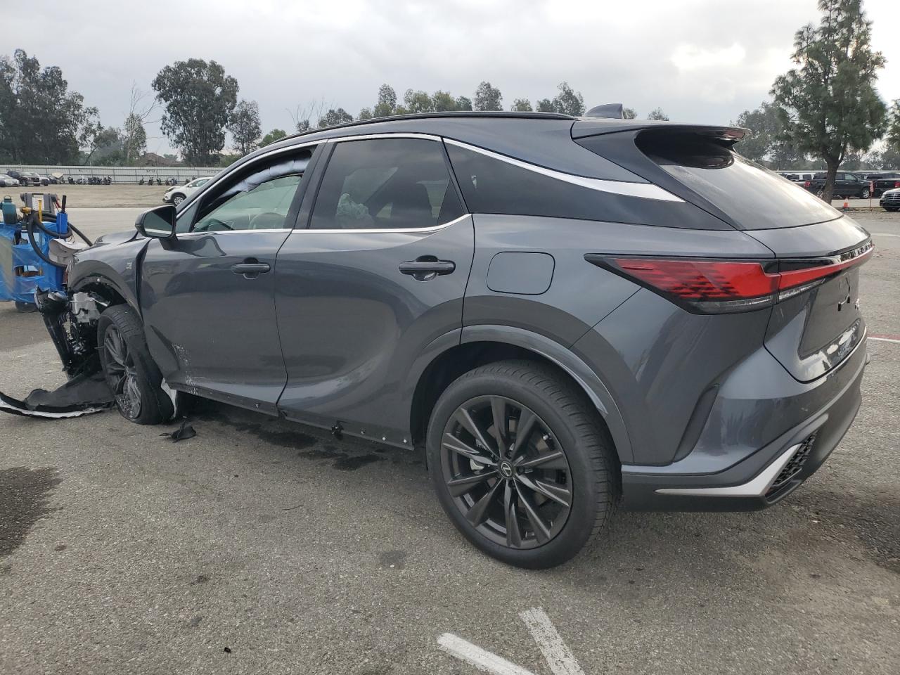 Lexus RX 350 Base Image 2