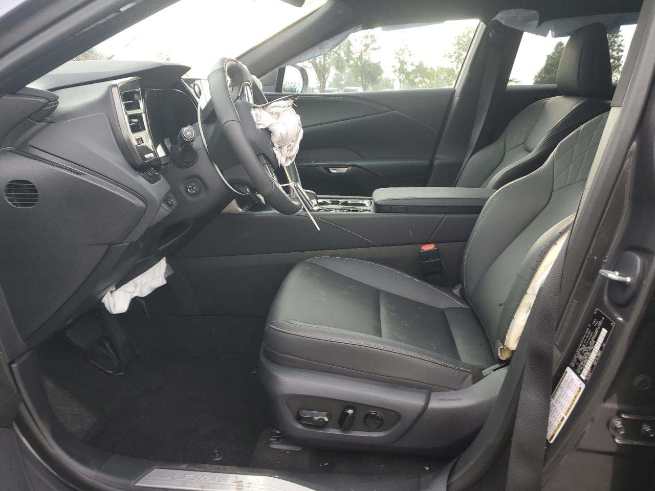 Lexus RX 350 Base Image 8