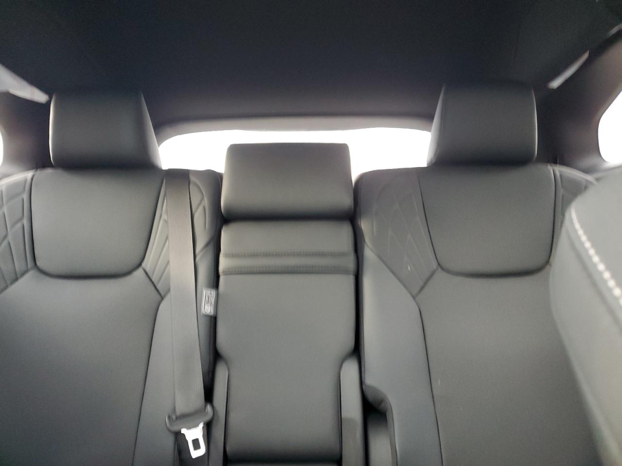 Lexus RX 350 Base Image 5