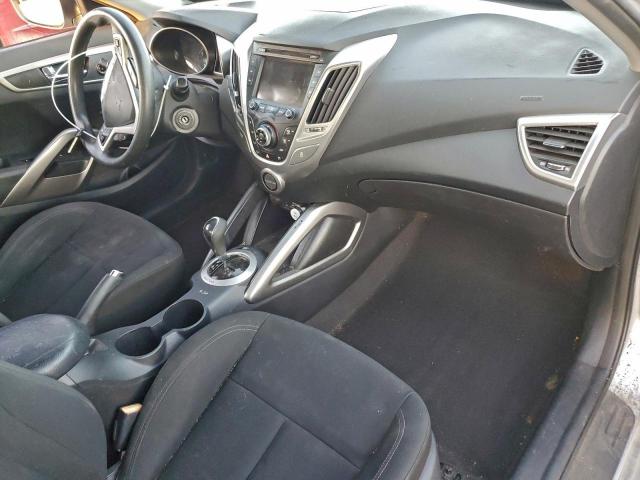 Hyundai VELOSTER Image 12