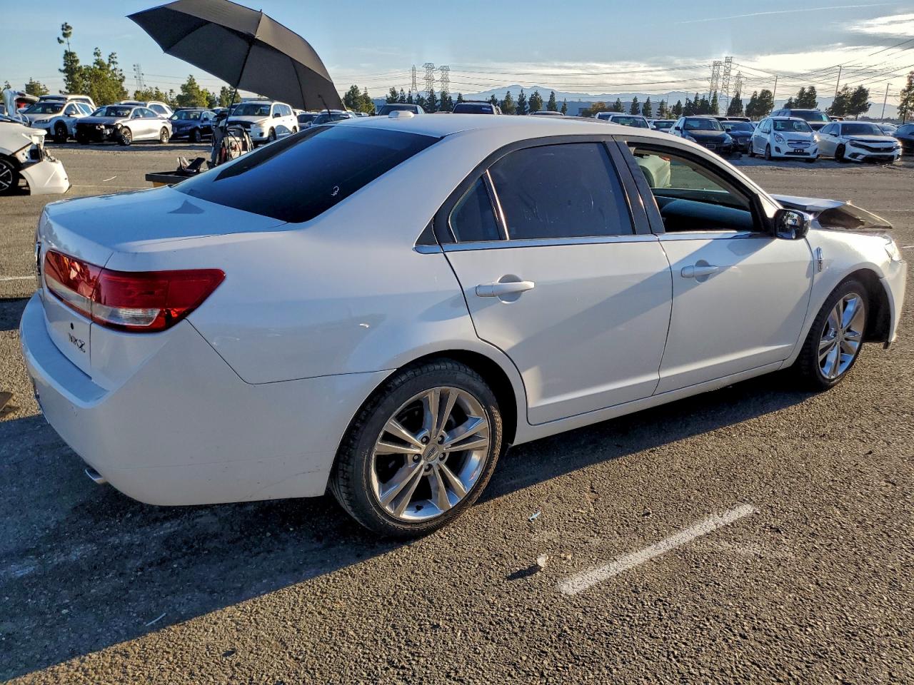 Lincoln MKZ Image 12