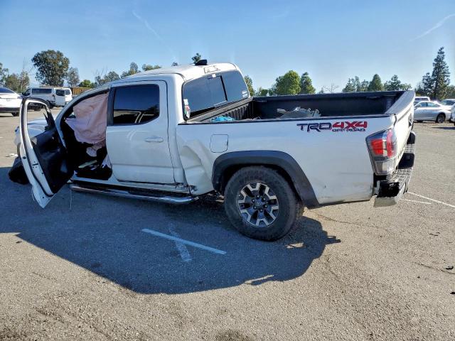 Toyota Tacoma Double Cab Image 5