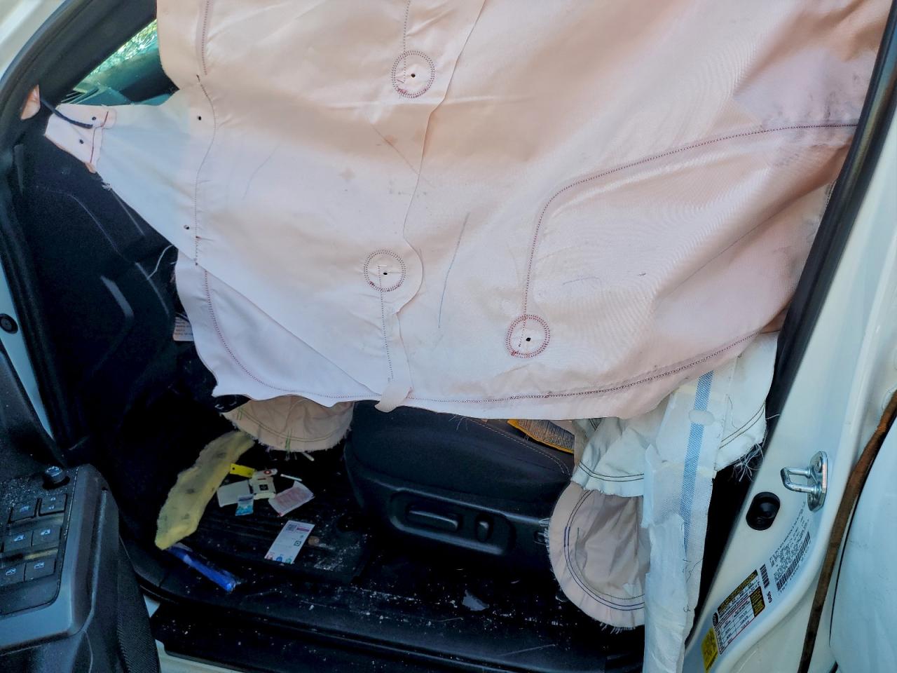 Toyota Tacoma Double Cab Image 8