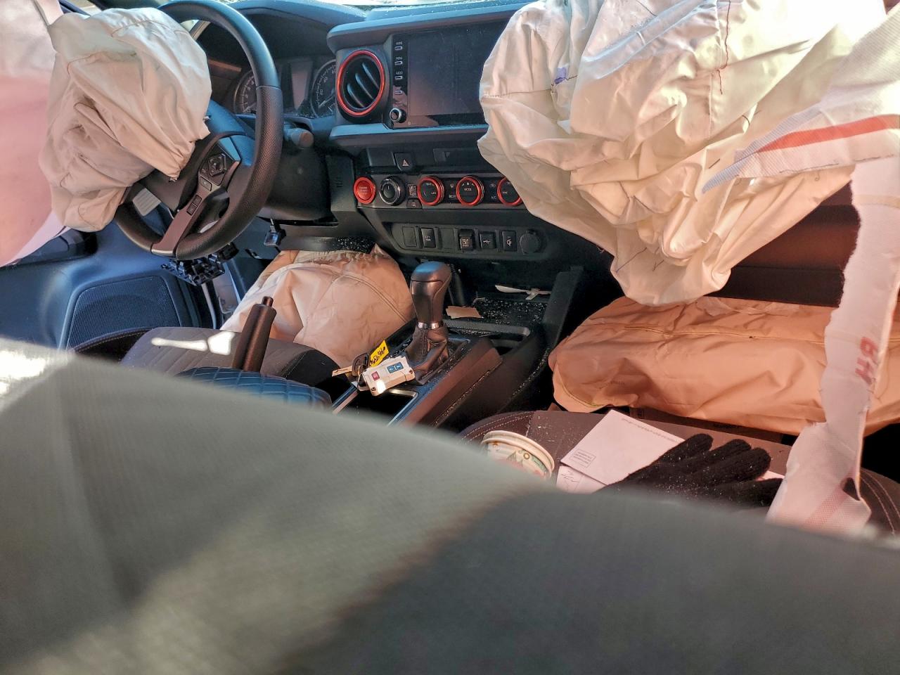 Toyota Tacoma Double Cab Image 6